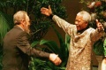 Fidel Castro y Nelson Mandela-1994-1.jpg
